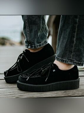 T.U.K. Anarchic Black Faux Suede Creeper Shoes Men's US 9 / EU 42